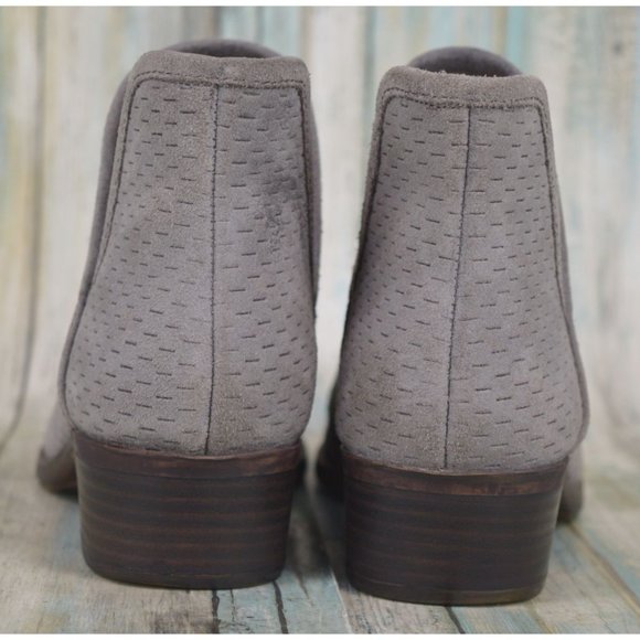 Lucky Brand Baley Ankle Boot Size 8.5 Gray Suede Perforated Fashion Booties - Picture 7 of 9